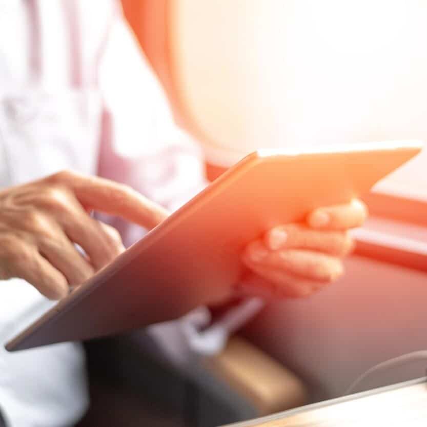 tablet-on-bus